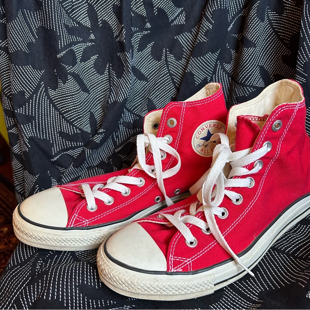 Converse High Tops - Picture 3 of 8
